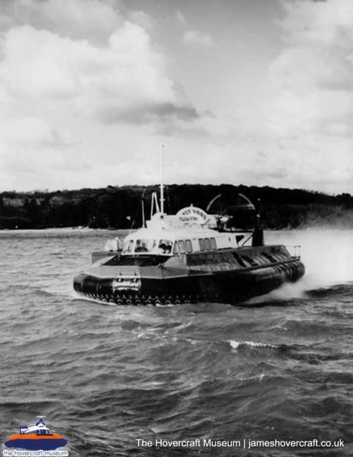 SRN6 with Hoverwork -   (The Hovercraft Museum Trust).